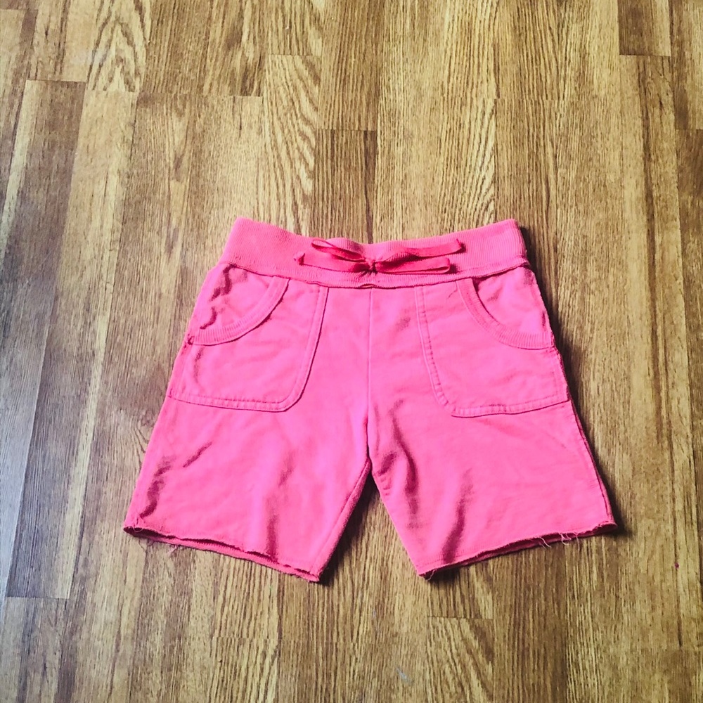 Girl short